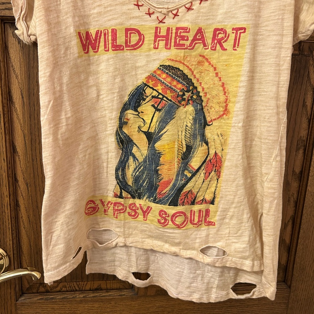 Jaded Gypsy Wild Heart Gypsy Soul Graphic Tee Small/Medium - Picture 5 of 10